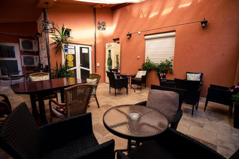 Casa Alis Hotell Oradea Exteriör bild