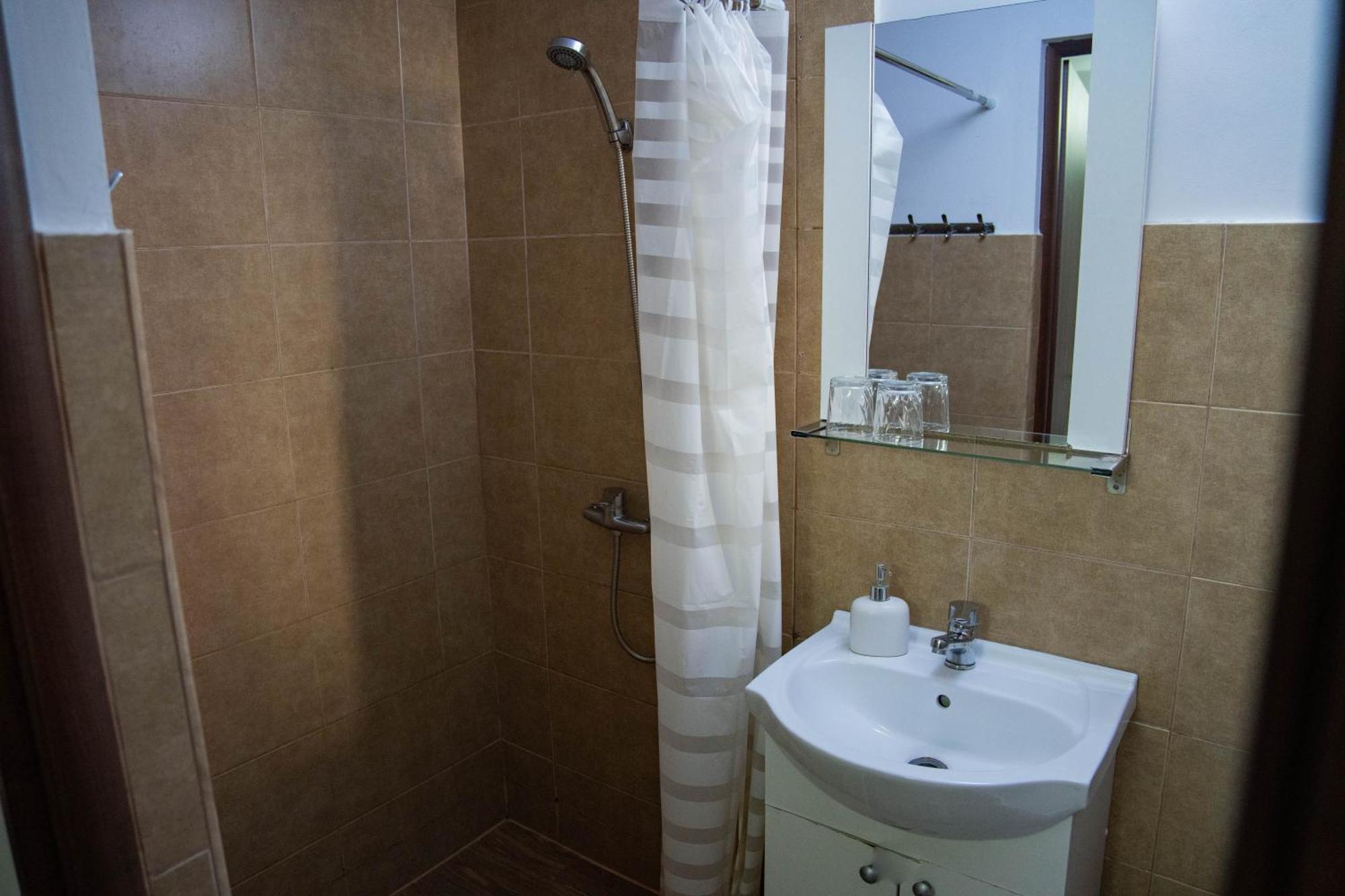 Casa Alis Hotell Oradea Exteriör bild