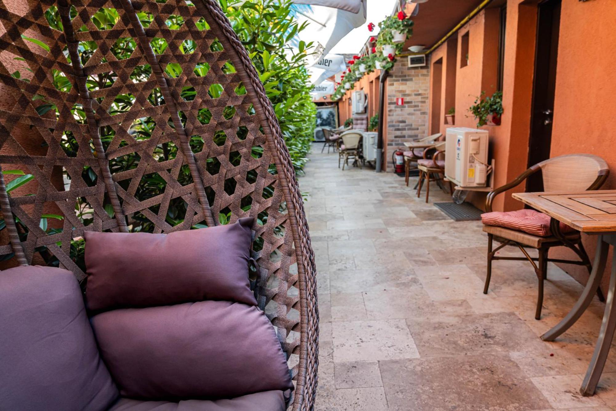 Casa Alis Hotell Oradea Exteriör bild